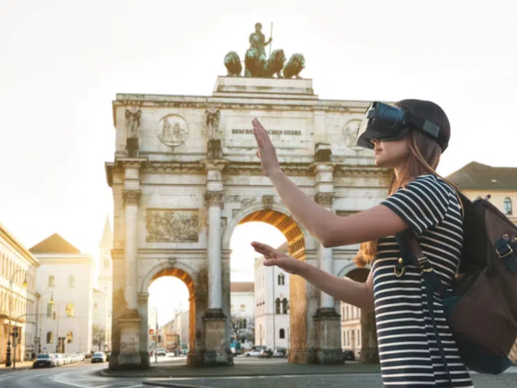 السياحة من المنزل